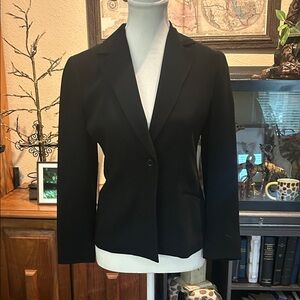 Petite Sophisticate  Black Women's Blazer